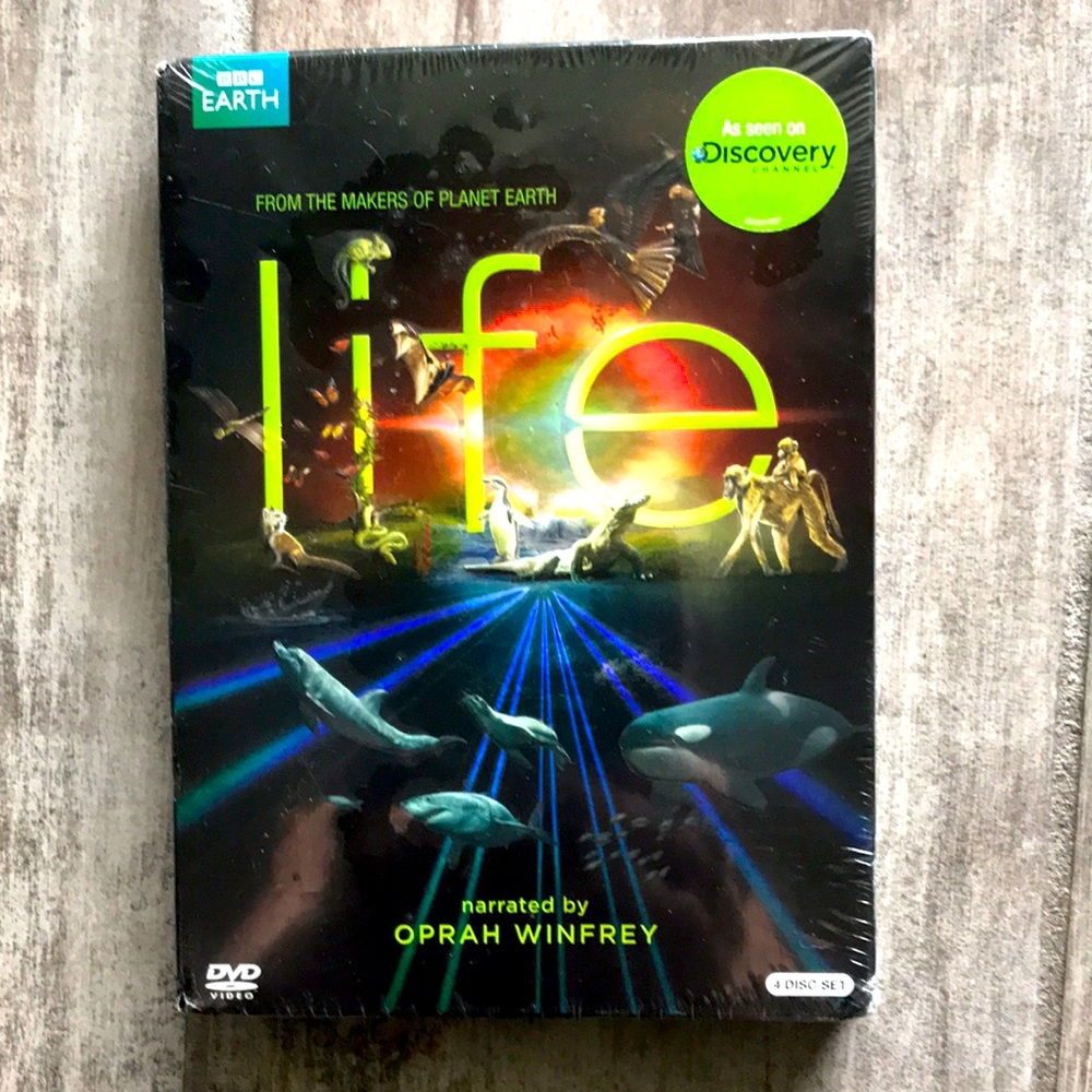 “Life” 4 disc set. NWT